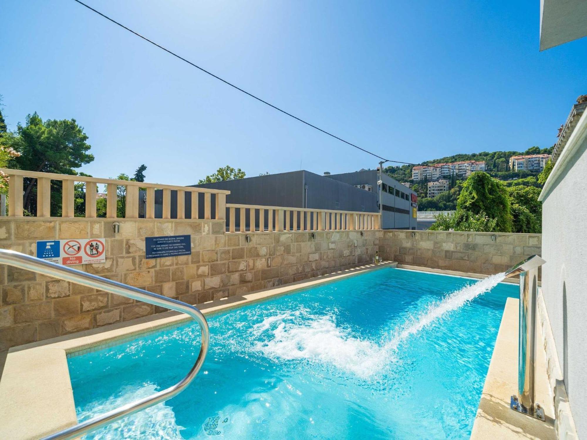 Apartments Aura - Comfort Studio Apartment D With Shared Swimming Pool Dubrovnik Exterior photo